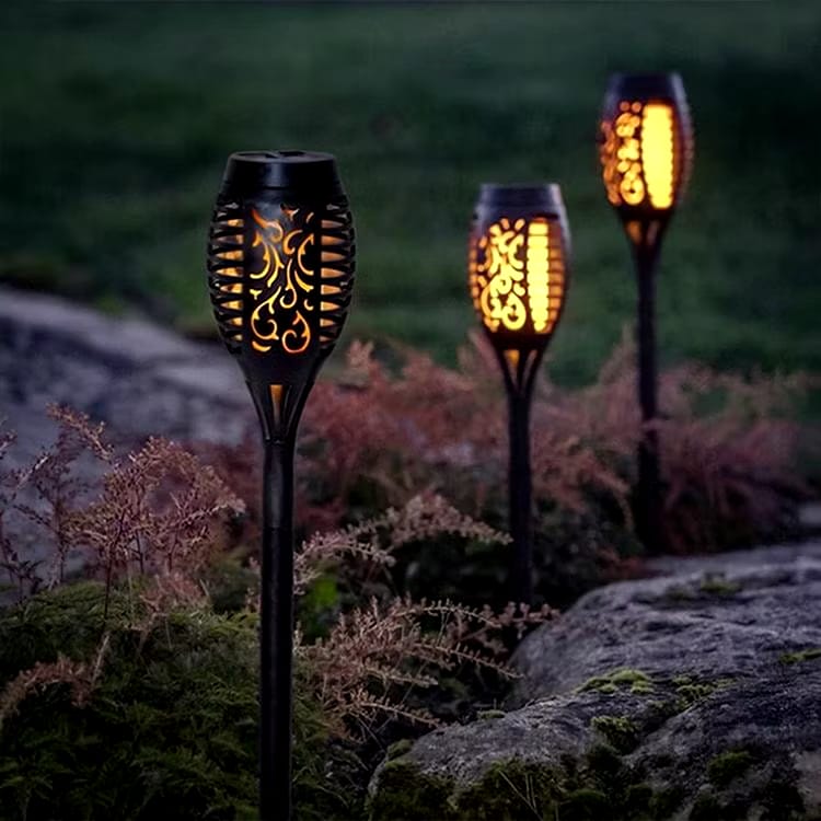 Lampes solaires pour jardin à effet de flamme